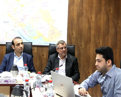 جلسه معرفی وب سایت تولیدات و توانمندیهای استان در اتاق بازرگانی اهواز